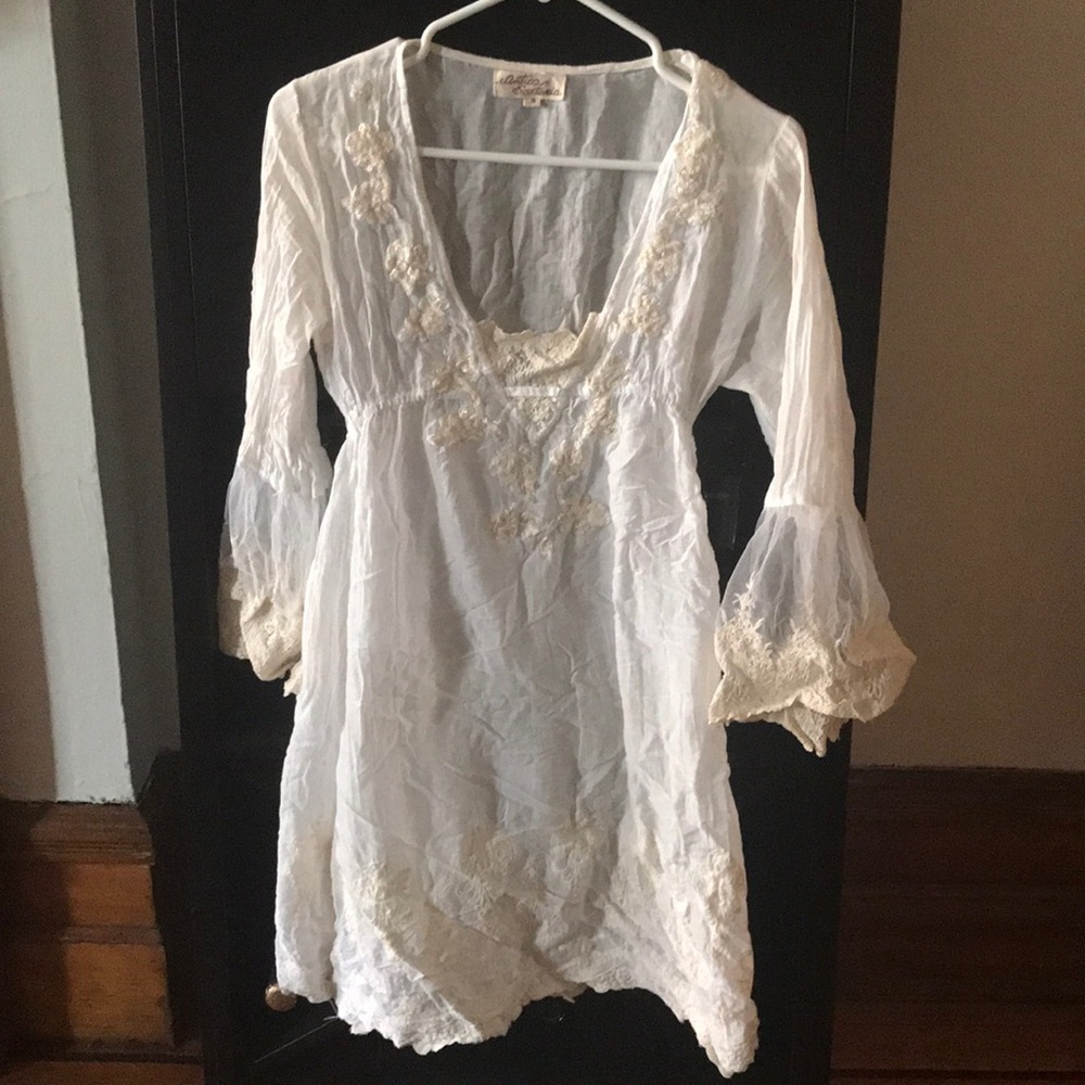Linen Embroidered Beach Cover Up sz.s